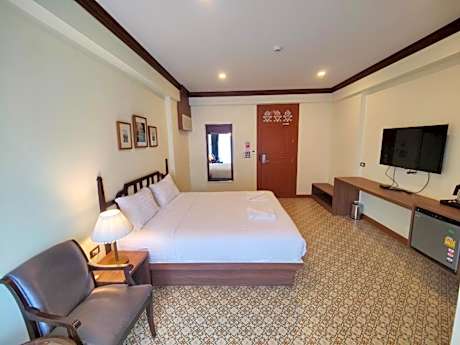 Deluxe Double or Twin Room