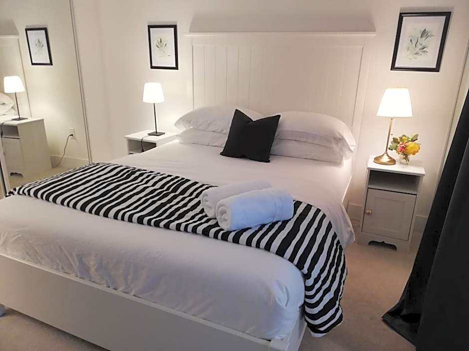 Stylish Downtown Toronto Residential Hotel