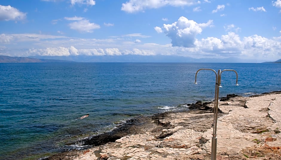 Fontana Bayside Park
