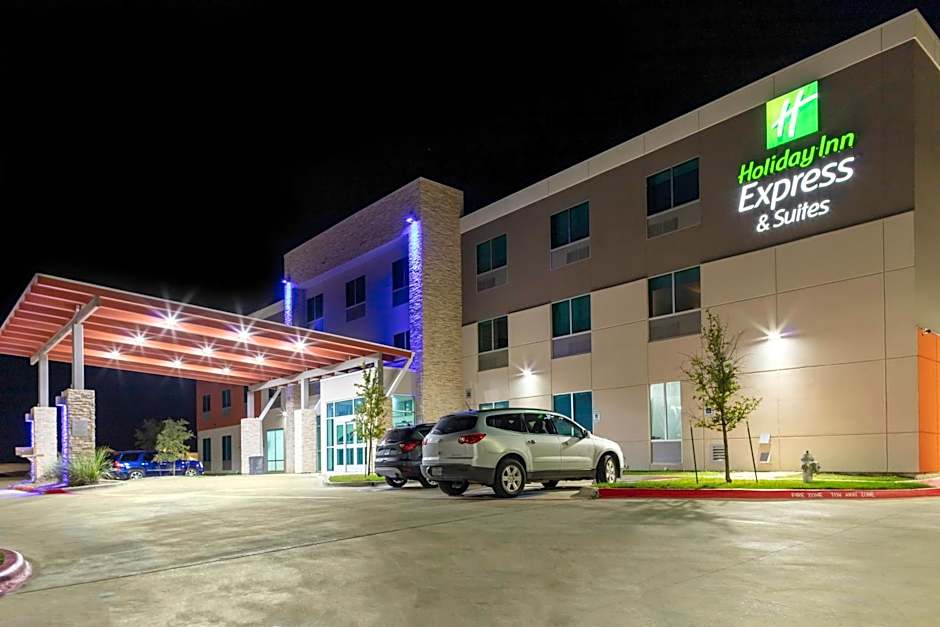 Holiday Inn Express And Suites Leander By IHG