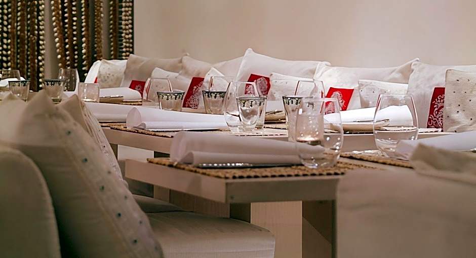 Puro Hotel Oasis Urbano