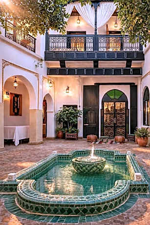 Riad ABBASSIA Marrakech Première - Authentic Medina Experience