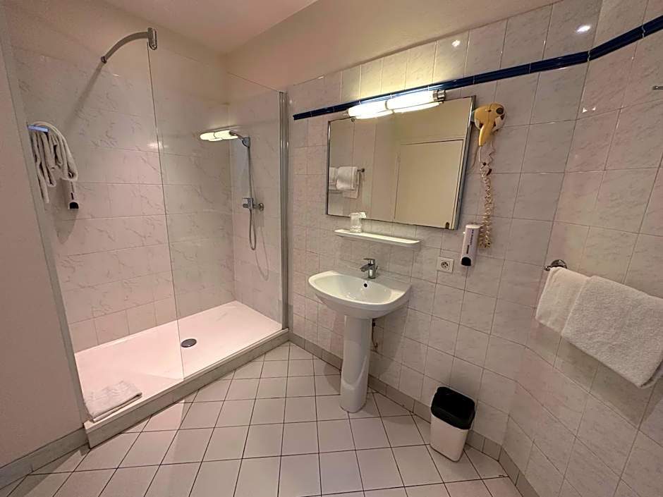 Hotel Richmond Gare du Nord