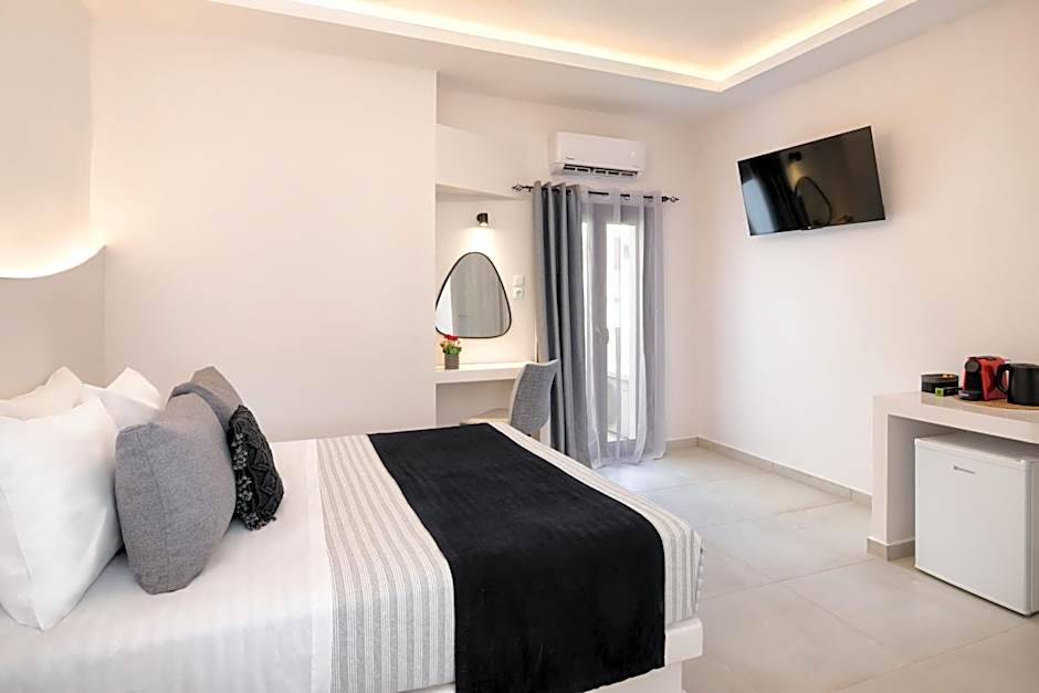 Santorinn Suites Fira