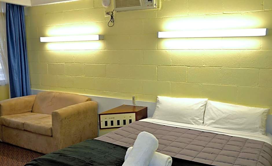 Charles Sturt Motor Inn