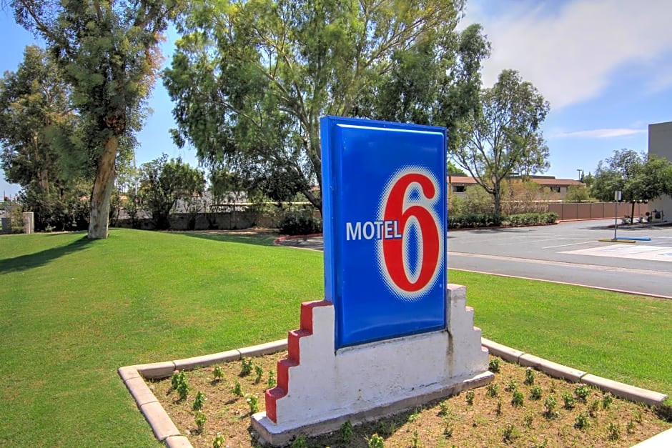 Motel 6-Tempe, AZ - Phoenix - Priest Dr