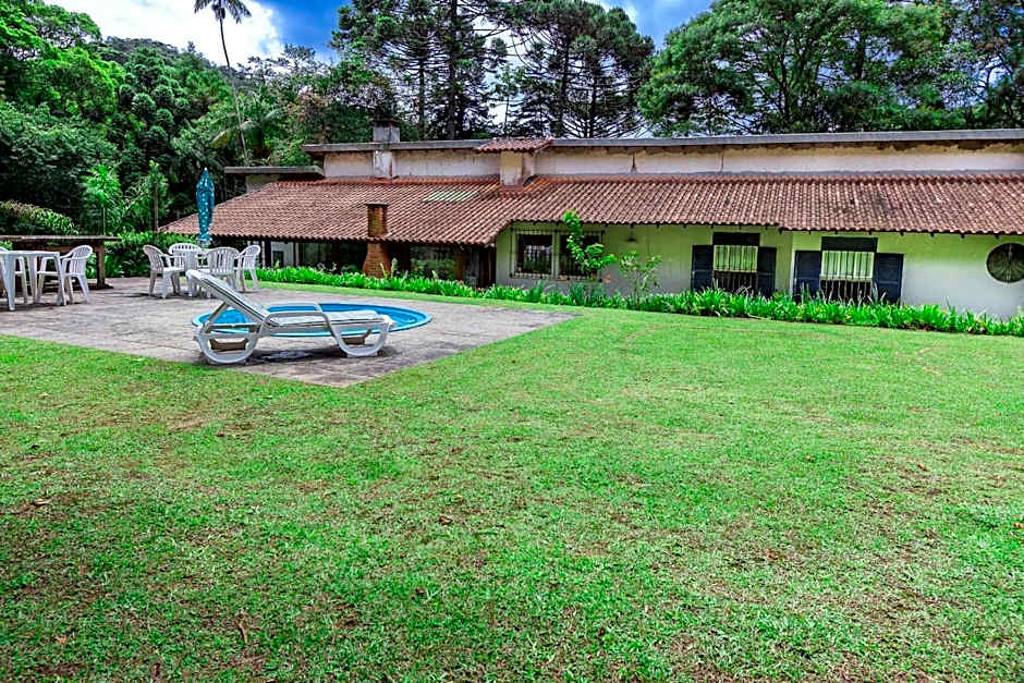 Paz e Conforto na Serra, Refúgio na Natureza!