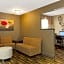 Hawthorn Extended Stay by Wyndham Cincinnati/Sharonville