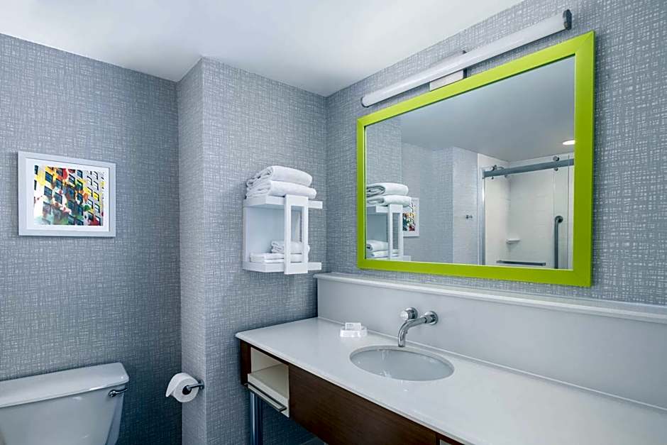 Hampton Inn By Hilton Martinsburg