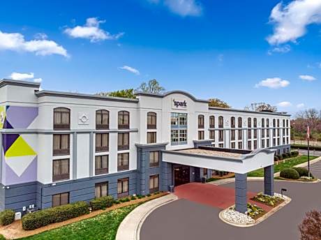 Spark By Hilton Charlotte Tyvola I-77