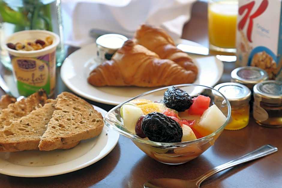 Knights Hill Hotel & Spa