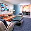 Hotel MdR Marina Del Rey- A DoubleTree By Hilton