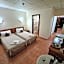 Metropole Hotel