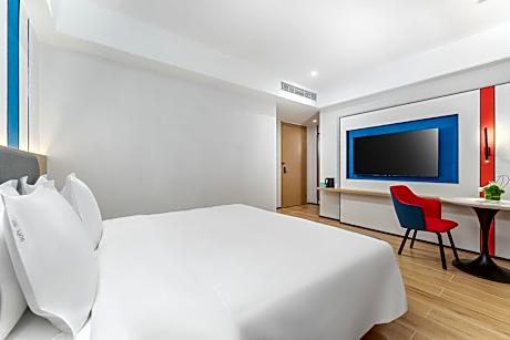 Standard King Room - Disability Access