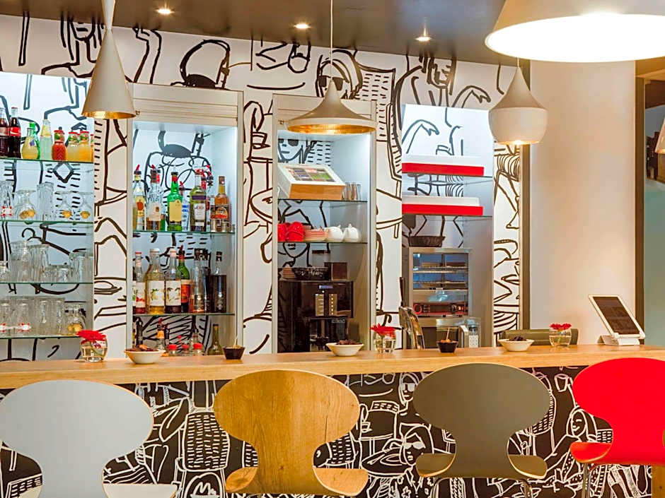 ibis Paris Porte de Clichy Centre