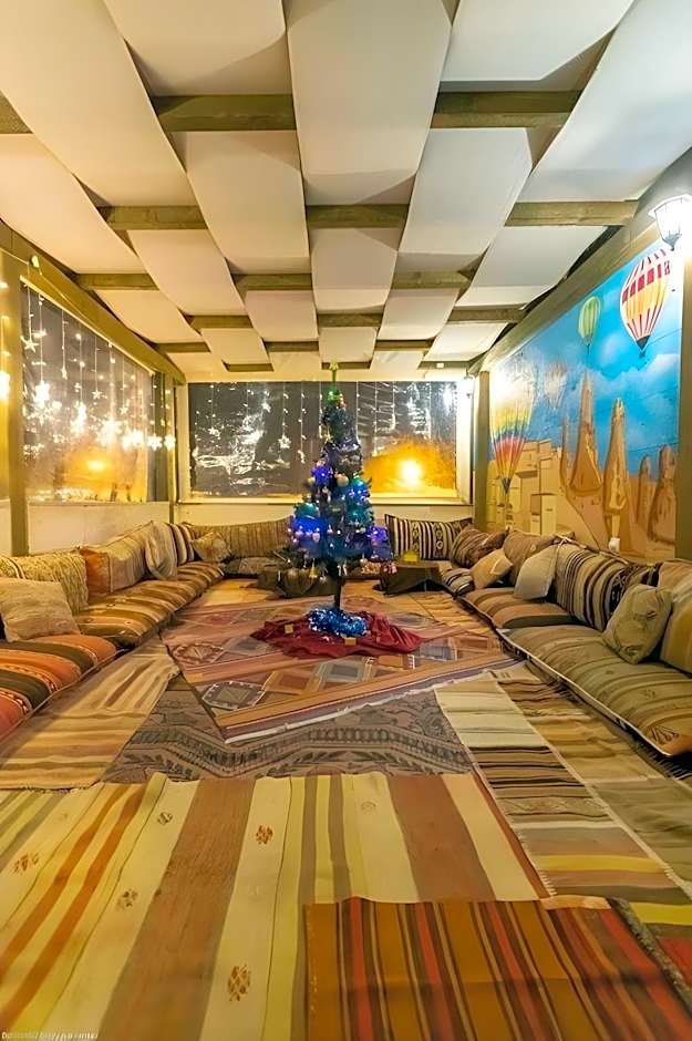 Sarnich Cave Suites