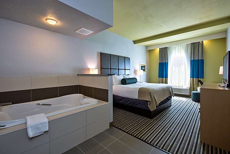 Holiday Inn Express & Suites Carlisle By IHG