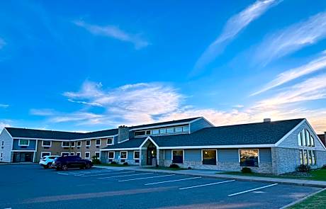 AmericInn by Wyndham Rice Lake