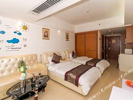 Yulou Jindian Apartment (Guangzhou Folk Finance Haizhu Square Subway Station Branch)