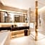 The QUBE Hotel Jingzhou