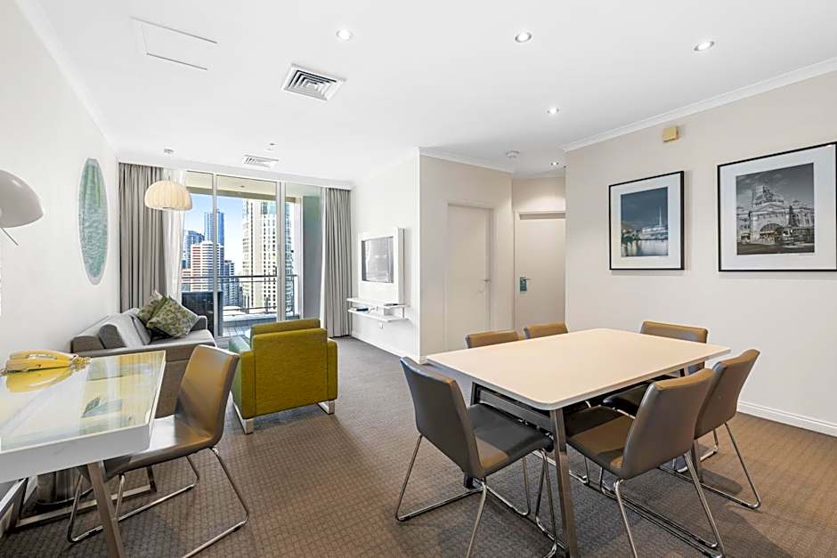 Clarion Suites Gateway