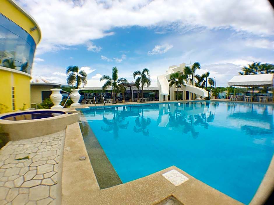 Metro Vigan Fiesta Garden Hotel