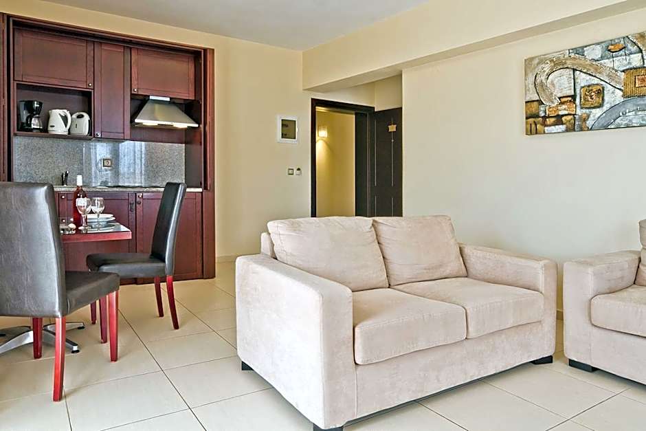 Socrates Studios & Apartments