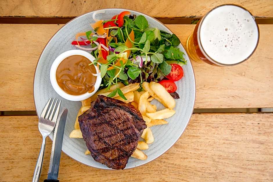 Seabreeze Beach Hotel