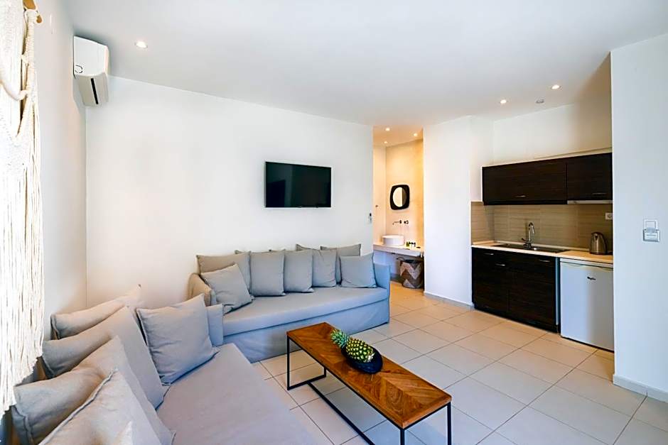 La Stella Suites
