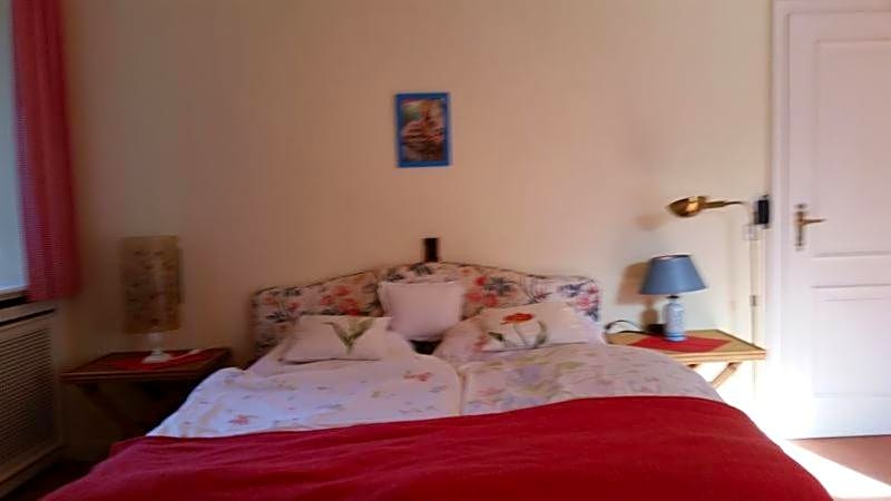 Zimmer mit Teichblick