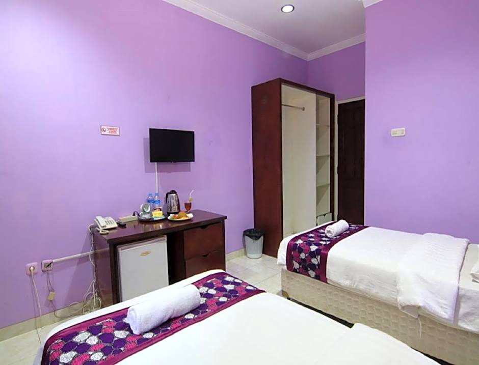 Hotel Signature Mandala Kencana