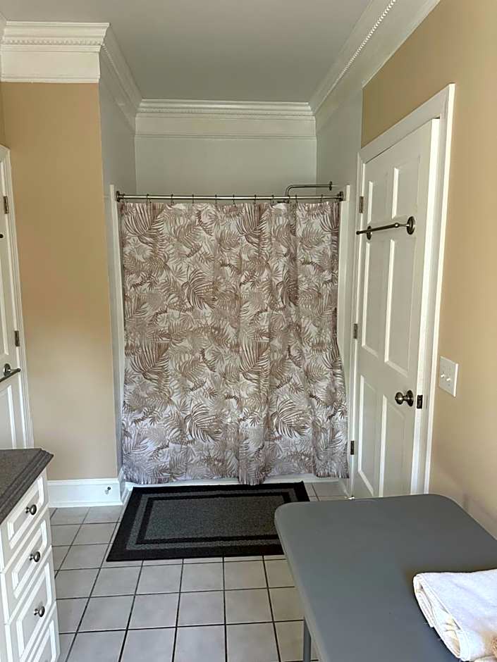 MooreField Suites Greensboro East
