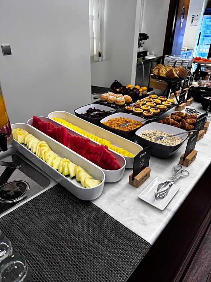 Oca Ribeira do Porto Hotel