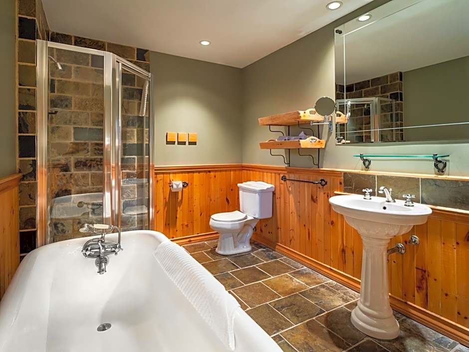 Buffalo Mountain Lodge