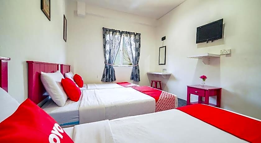 OYO 89710 Saujana CT View Hotel