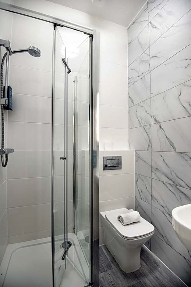 Royal Ashton Townhouse - Taunton