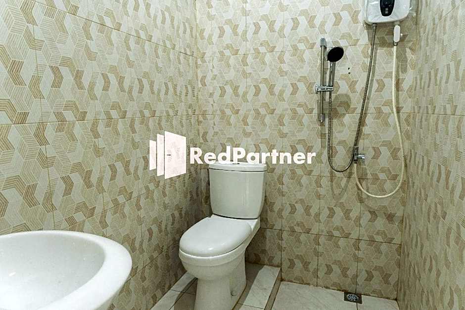 Athena House Syariah Near The Park Mall Solo Baru Mitra RedDoorz