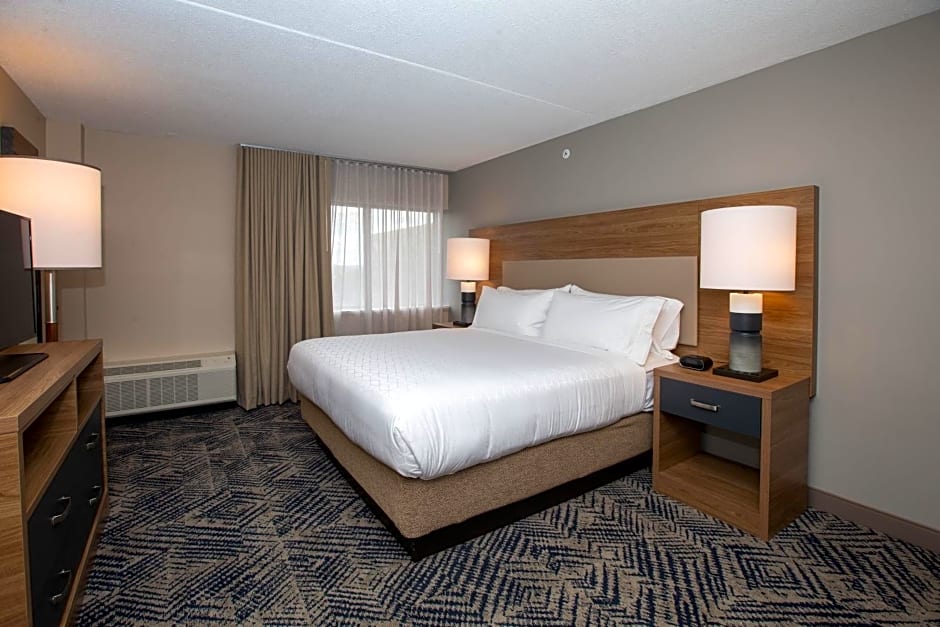 Candlewood Suites Cleveland South - Independence