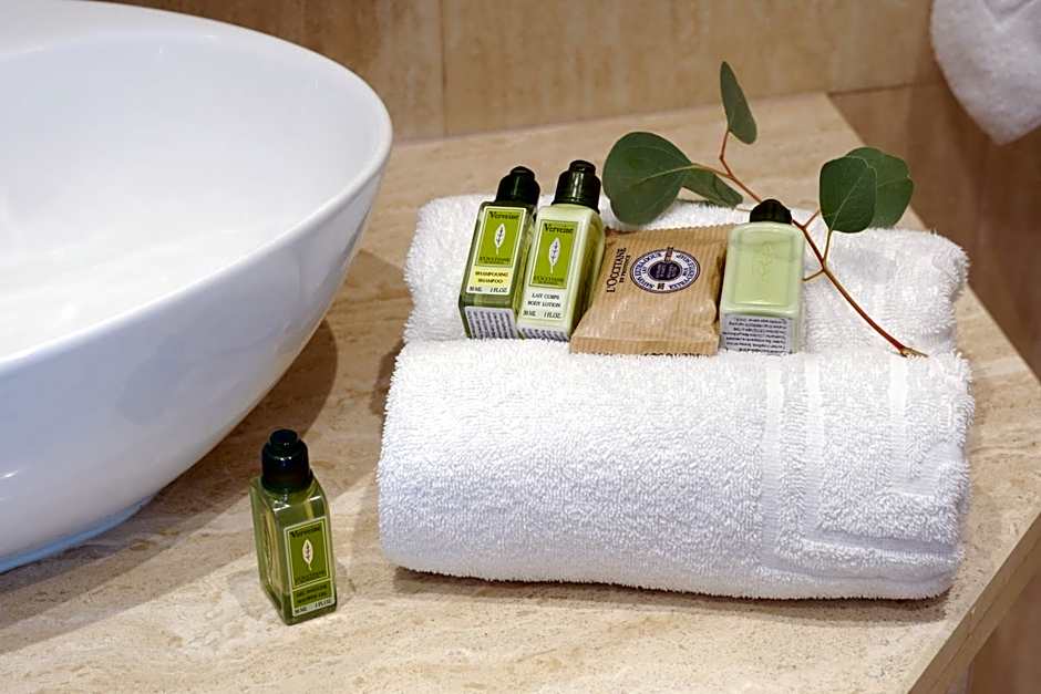 Crystal Palace Boutique Hotel