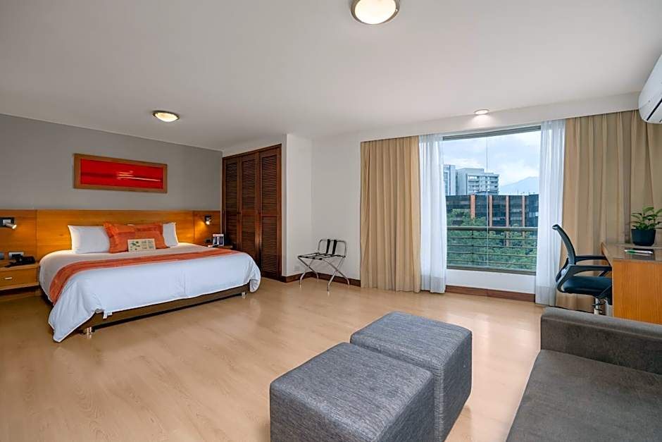 Leblon Suites Hotel Milla de Oro