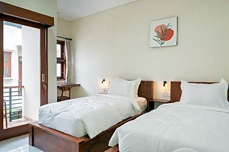 Deluxe Room Twin