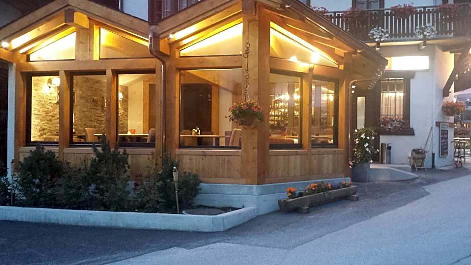 Hôtel Dents de Veisivi