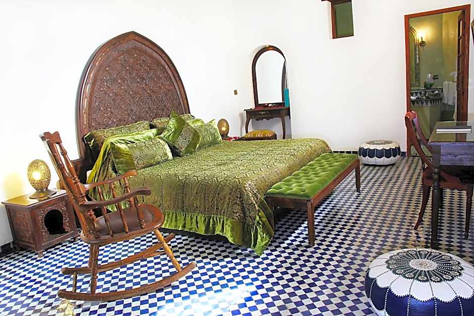 Riad Alya