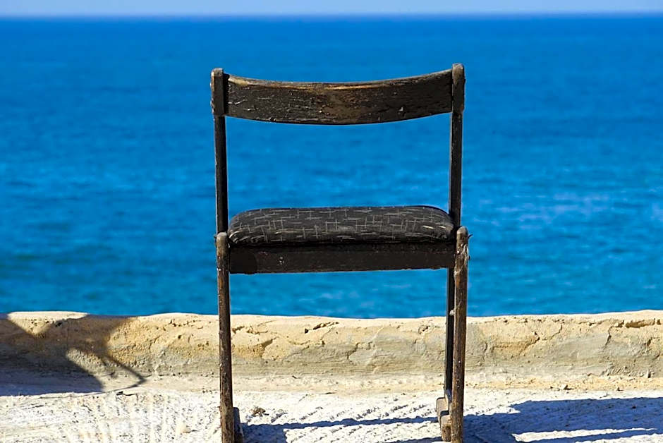 AJARIF ⴰⵊⴰⵔⵉⴼ - Fisherman cabin