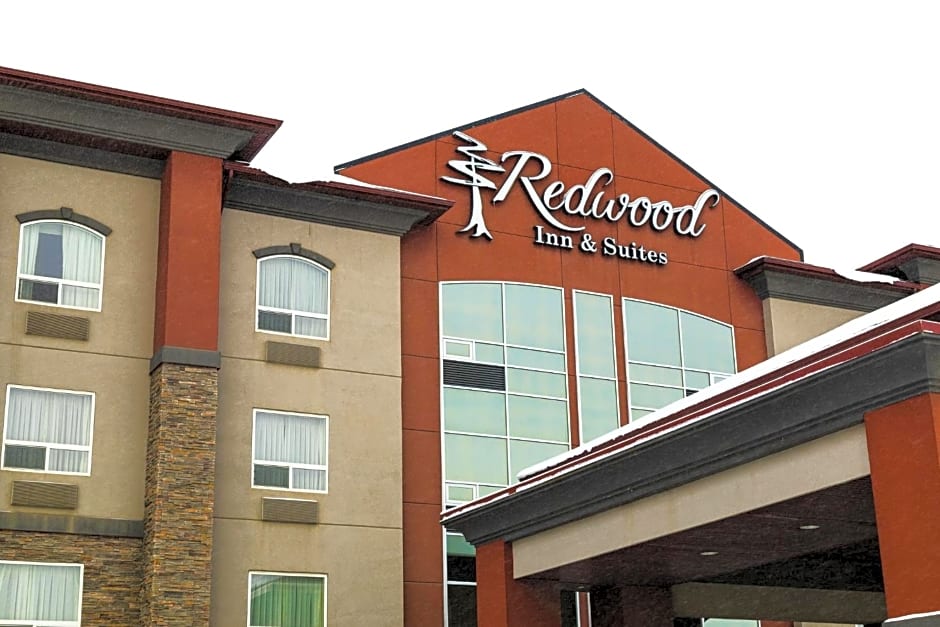 Redwood Inn & Suites
