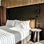 The Motley Hotel Richmond, Tapestry Collection by Hilton