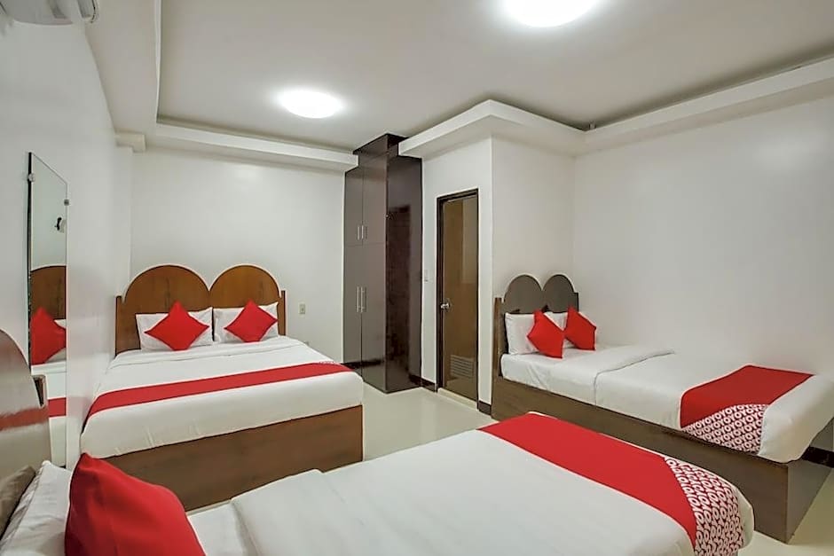 OYO 459 Offshore Hotel