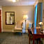 Kingston Hotel