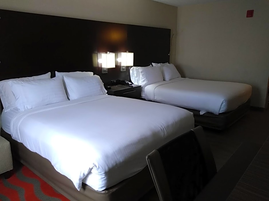 Holiday Inn Express Hotel & Suites Waterford by IHG