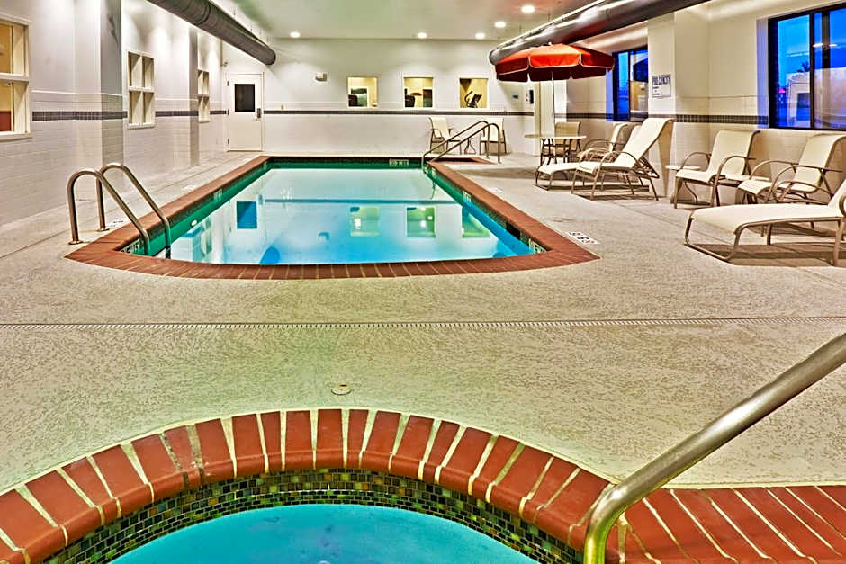 Holiday Inn Express Hotel & Suites Bartlesville By IHG